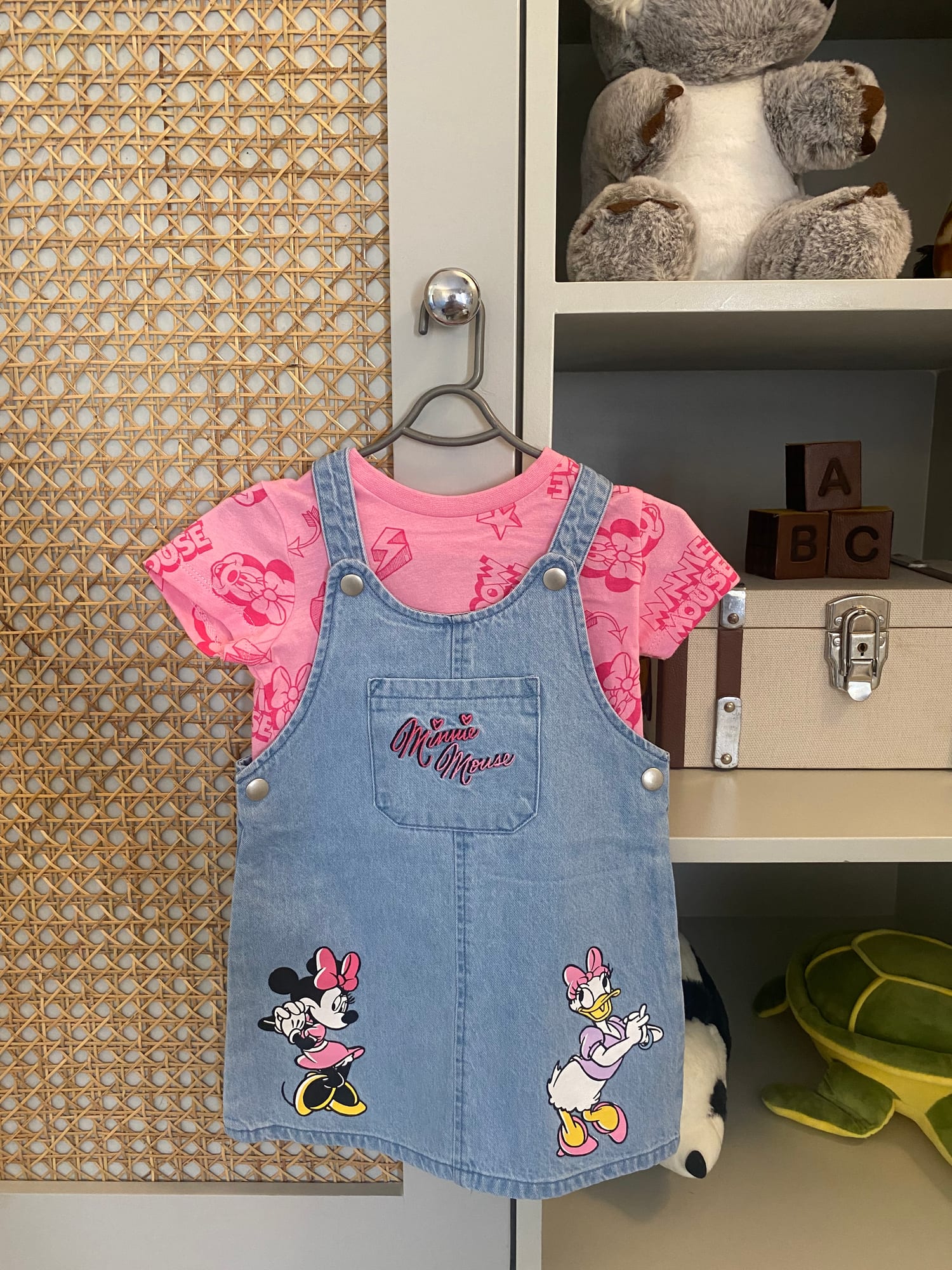 Original Disney Minnie Mouse T Shirt & Dungaree Set