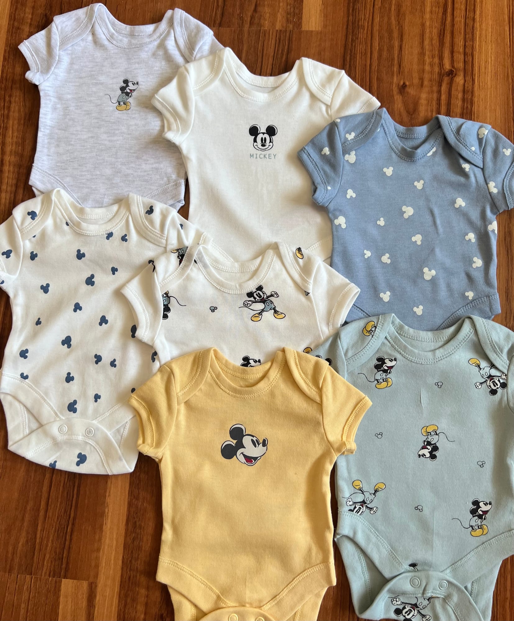 Pack of 7 Disney Mickey Mouse Bodysuit Set