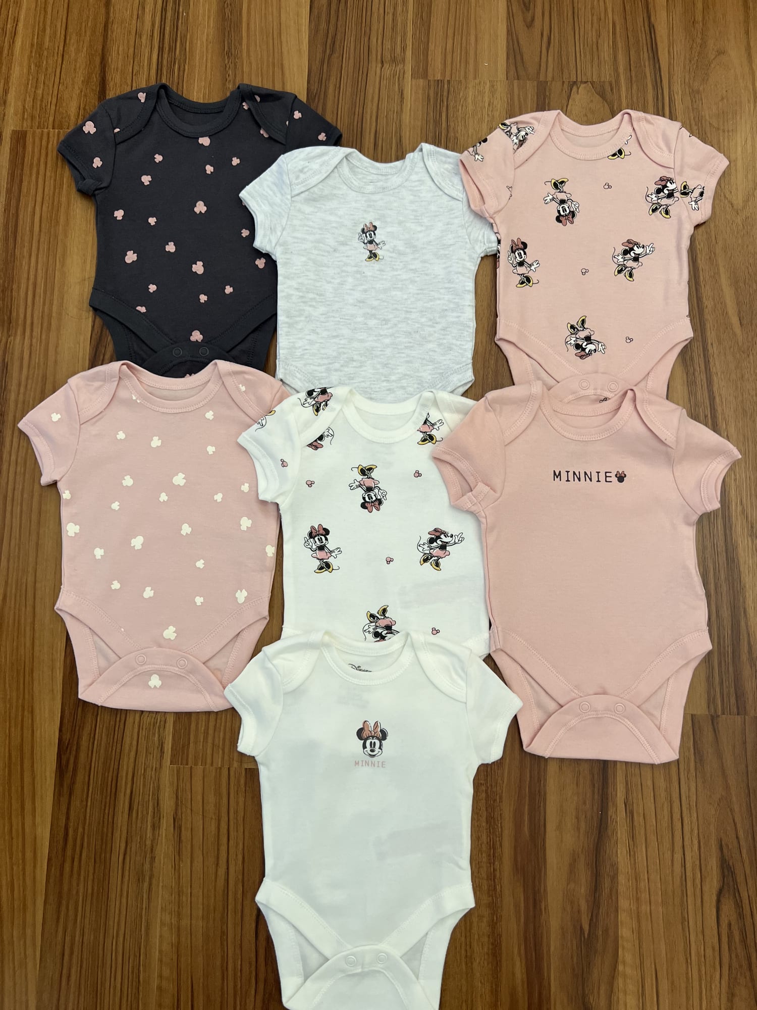 Pack of 7 Disney Minnie Mouse Bodysuit Set