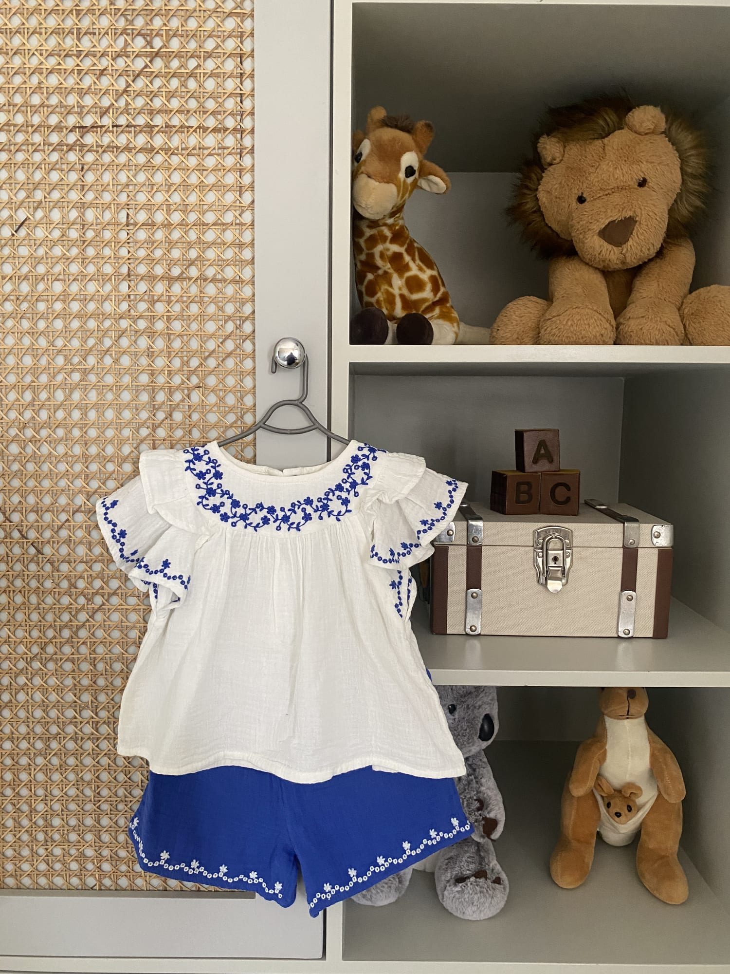 Embriodered T Shirt & Shorts Set