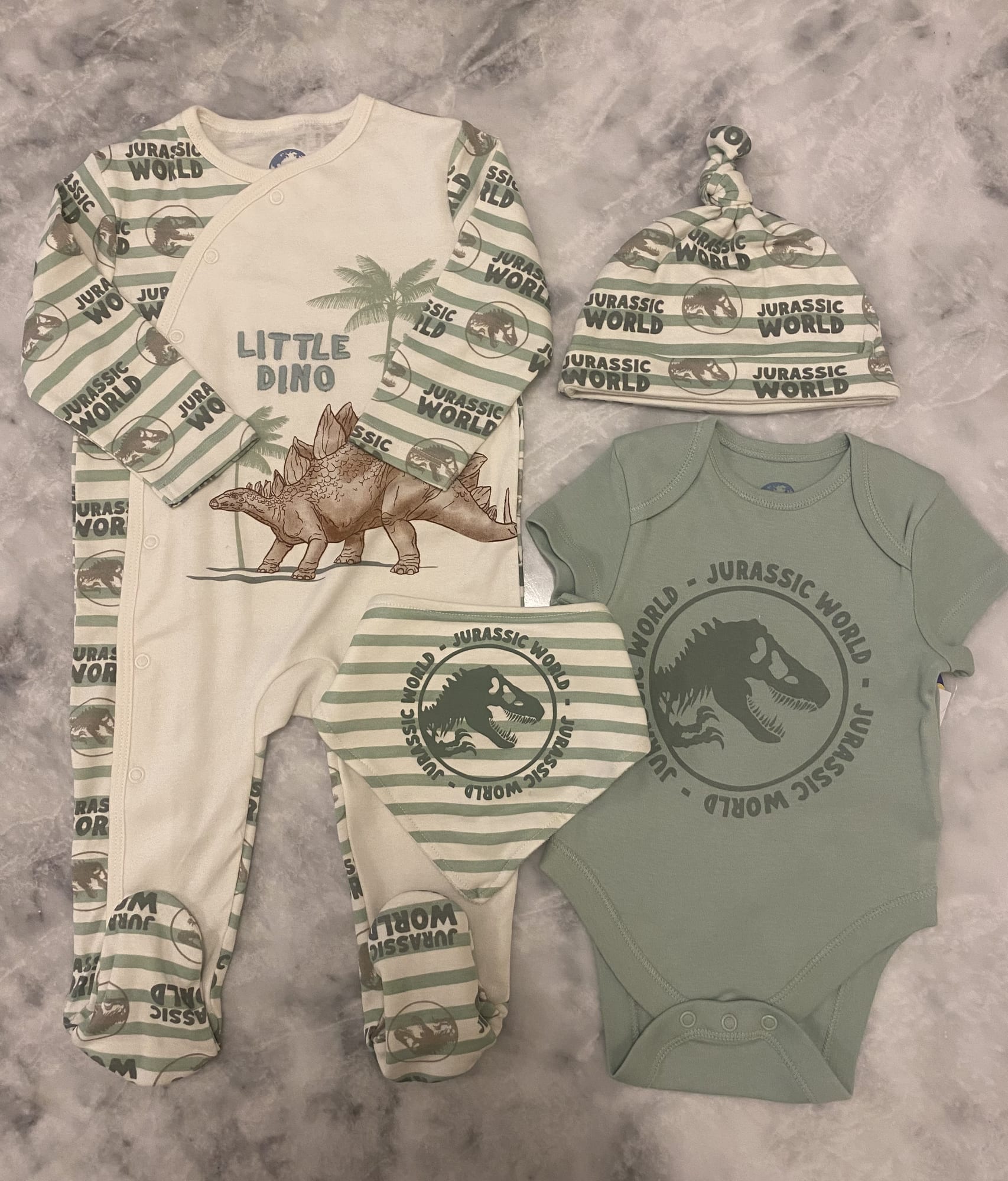 Jurrasic Park Pack of 4 Starter Kit Set